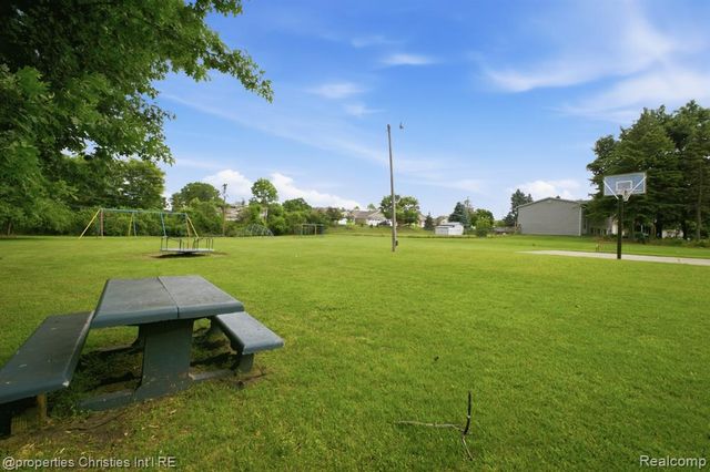 2805 Pinto Drive, Commerce Twp, MI 48382