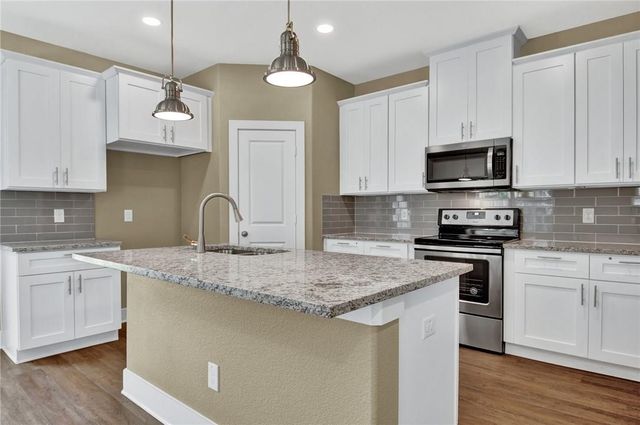 300 Woodgrove Drive, Little Elm, TX 75068