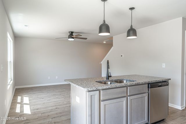 513 S Henley Street, Southern Pines, NC 28387