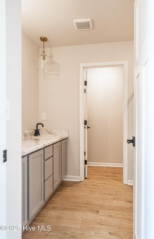 513 S Henley Street, Southern Pines, NC 28387