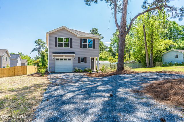 513 S Henley Street, Southern Pines, NC 28387
