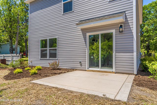 513 S Henley Street, Southern Pines, NC 28387