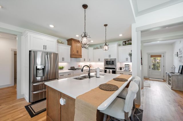 4676 Mount Zion Rd, Springfield, TN 37172