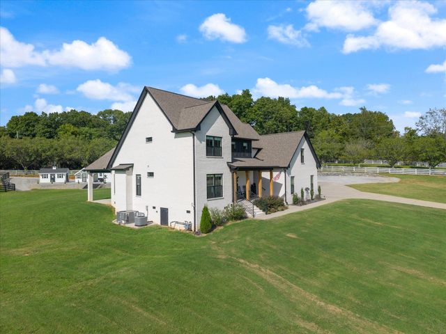 4676 Mount Zion Rd, Springfield, TN 37172