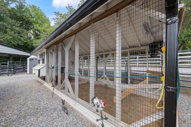 4676 Mount Zion Rd, Springfield, TN 37172