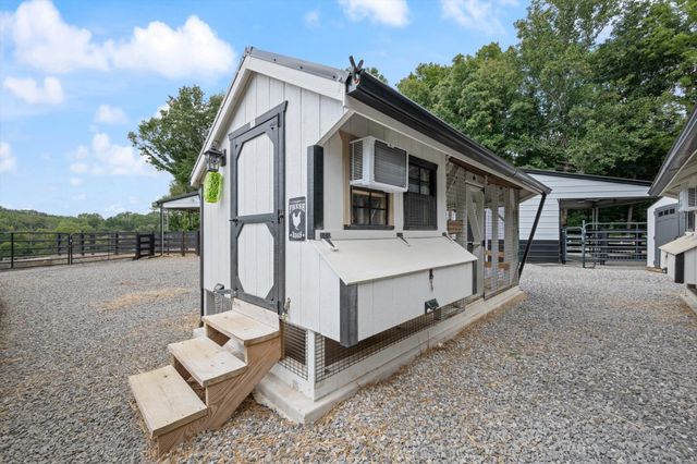 4676 Mount Zion Rd, Springfield, TN 37172