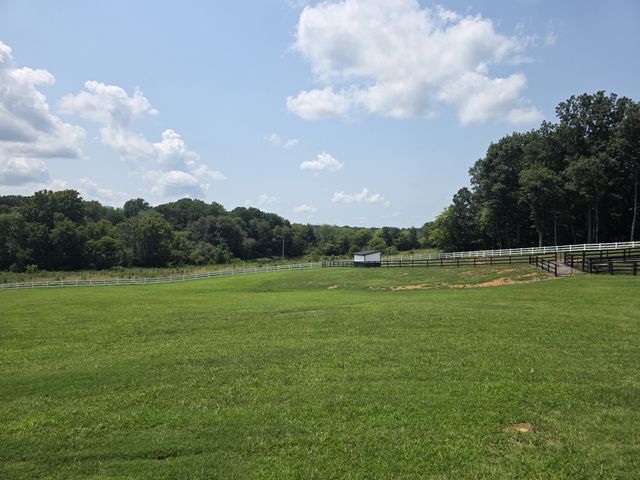 4676 Mount Zion Rd, Springfield, TN 37172