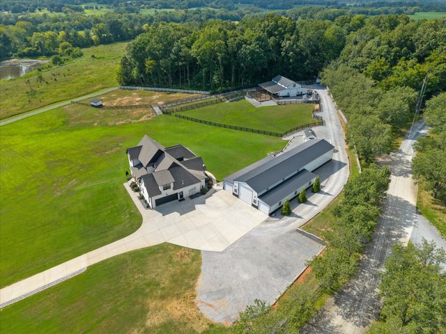 4676 Mount Zion Rd, Springfield, TN 37172