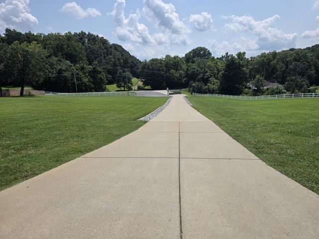 4676 Mount Zion Rd, Springfield, TN 37172