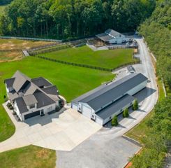 4676 Mount Zion Rd, Springfield, TN 37172