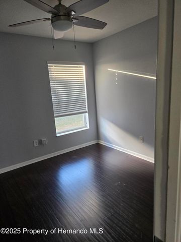 14392 Wake Robin Drive, Brooksville, FL 34604