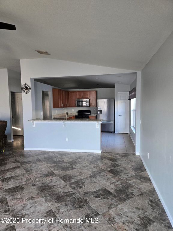 14392 Wake Robin Drive, Brooksville, FL 34604