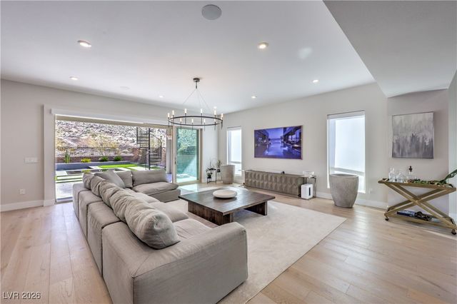 11341 Pearlshell Drive, Las Vegas, NV 89138