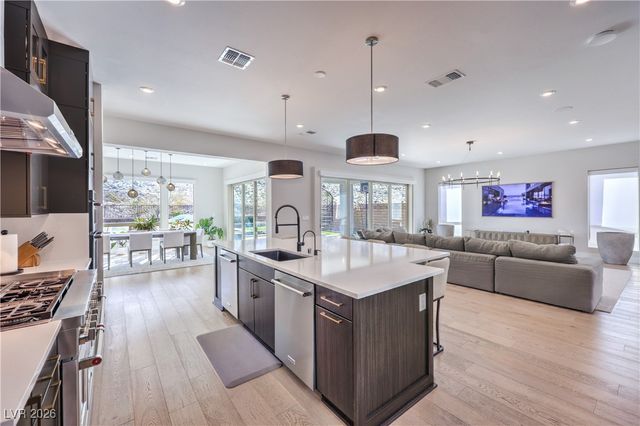 11341 Pearlshell Drive, Las Vegas, NV 89138