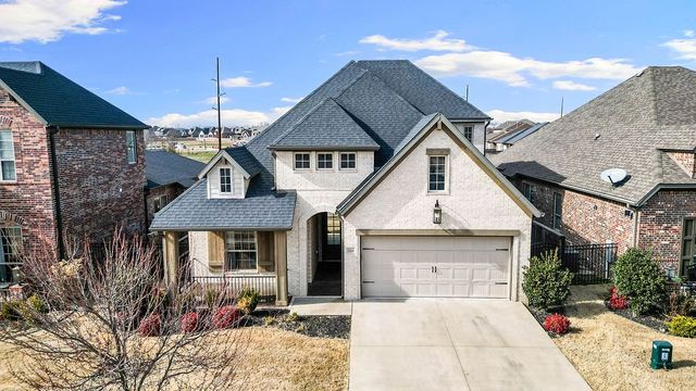 2706 SW Nottingham Avenue, Bentonville, AR 72713