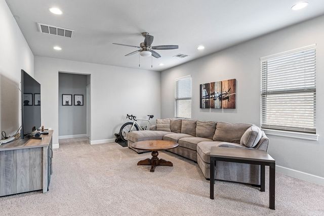 2706 SW Nottingham Avenue, Bentonville, AR 72713