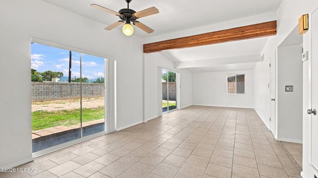 6735 E Montecito Drive, Tucson, AZ 85710