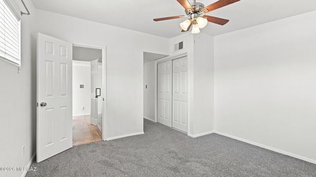 6735 E Montecito Drive, Tucson, AZ 85710