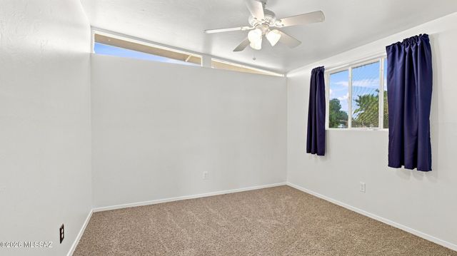 6735 E Montecito Drive, Tucson, AZ 85710