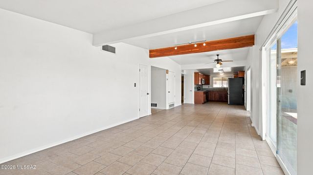 6735 E Montecito Drive, Tucson, AZ 85710