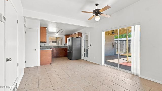 6735 E Montecito Drive, Tucson, AZ 85710