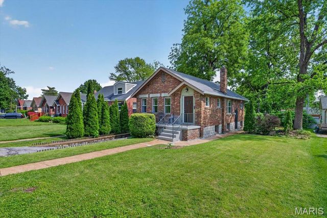 7530 Ahern Avenue, St Louis, MO 63130