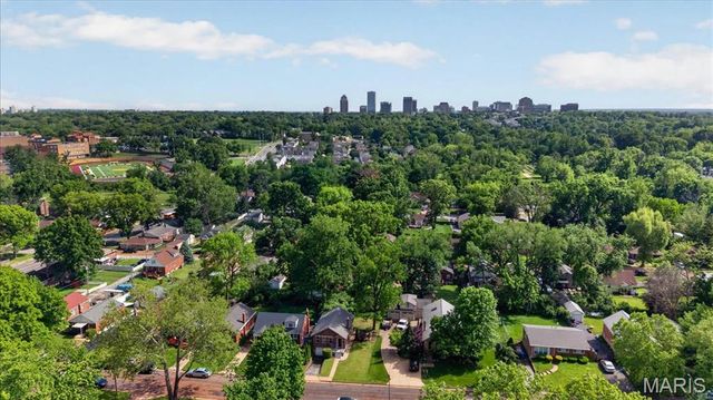 7530 Ahern Avenue, St Louis, MO 63130