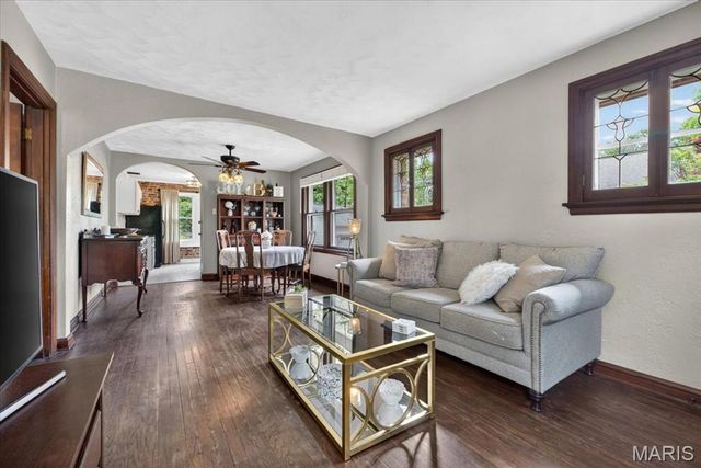 7530 Ahern Avenue, St Louis, MO 63130