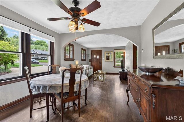 7530 Ahern Avenue, St Louis, MO 63130
