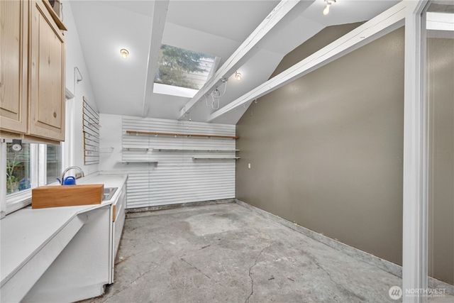 2023 L Avenue, Anacortes, WA 98221