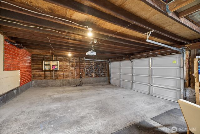 2023 L Avenue, Anacortes, WA 98221