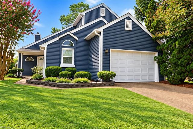 3245 Barberry LN, Virginia Beach, VA 23453