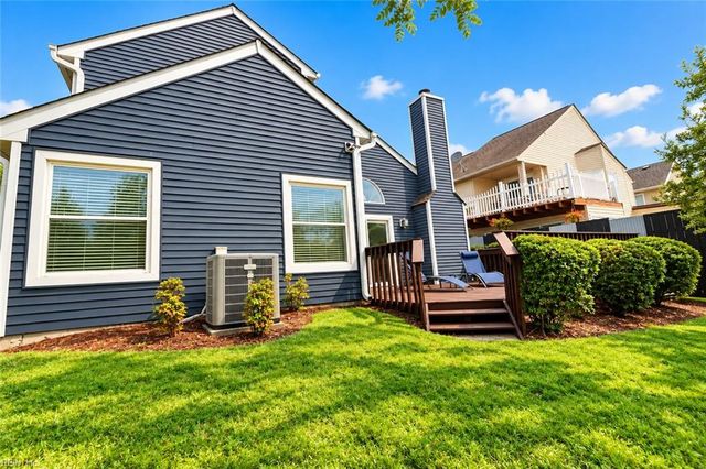 3245 Barberry LN, Virginia Beach, VA 23453