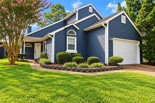 3245 Barberry LN, Virginia Beach, VA 23453