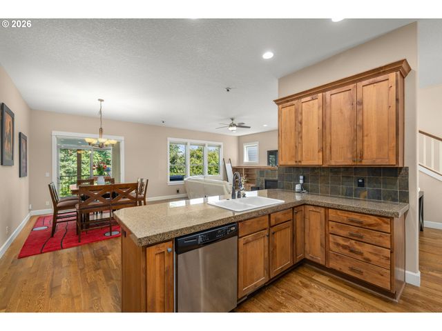 14746 Sw 148TH Ter, Tigard, OR 97224