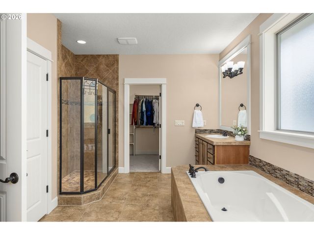 14746 Sw 148TH Ter, Tigard, OR 97224