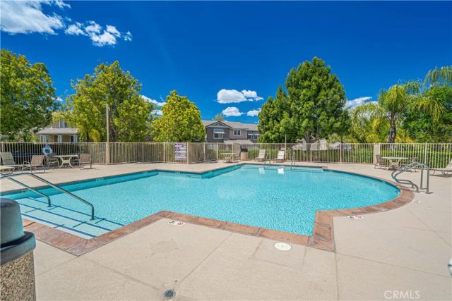 28470 Meadowlark Court, Valencia, CA 91354