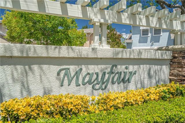 28470 Meadowlark Court, Valencia, CA 91354