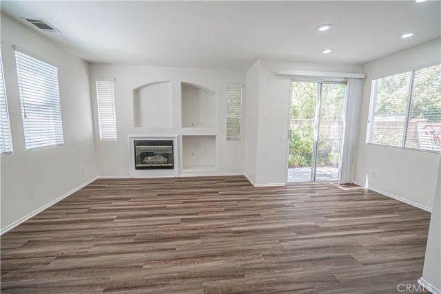 28470 Meadowlark Court, Valencia, CA 91354