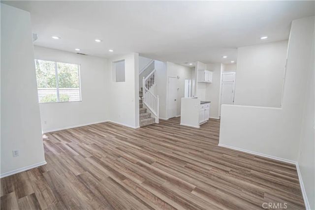 28470 Meadowlark Court, Valencia, CA 91354
