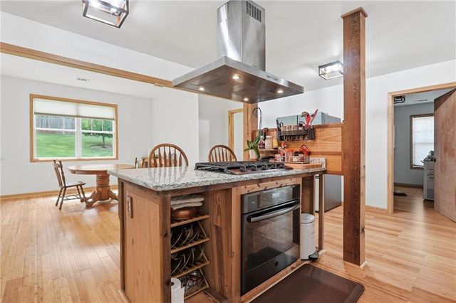 2710 Gray Road SE, Smyrna, GA 30082