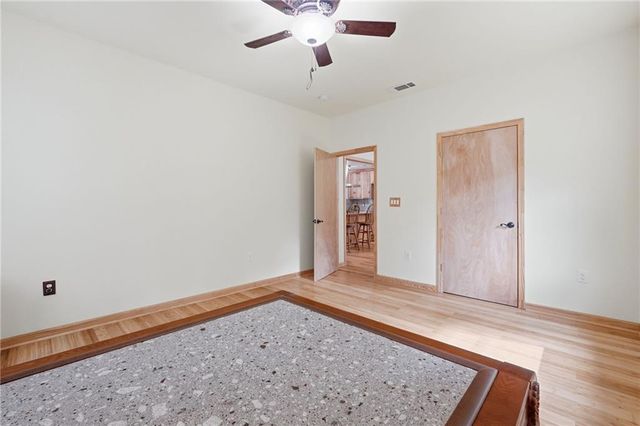 2710 Gray Road SE, Smyrna, GA 30082