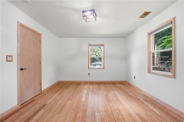 2710 Gray Road SE, Smyrna, GA 30082