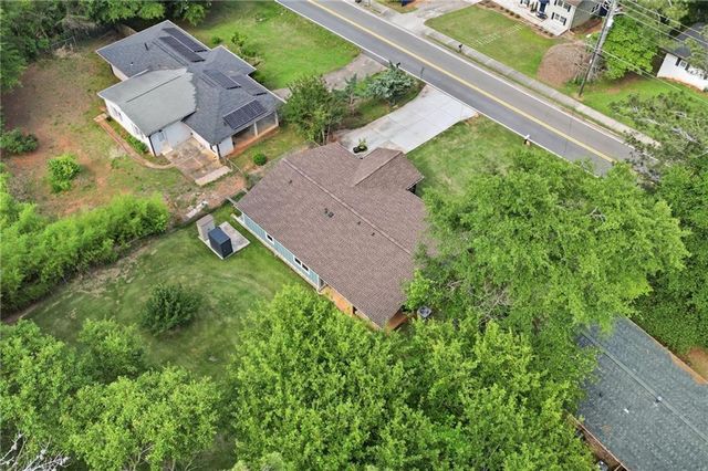 2710 Gray Road SE, Smyrna, GA 30082