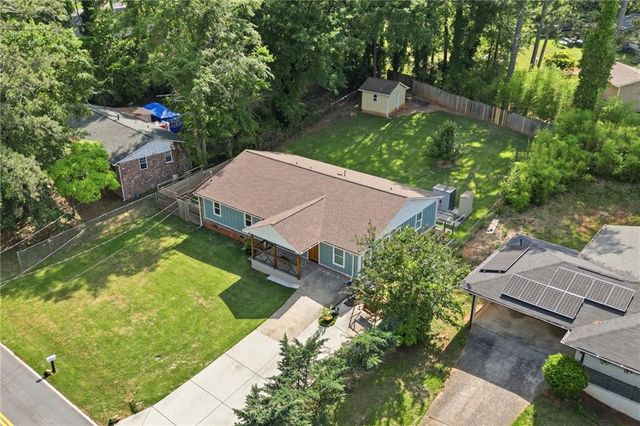 2710 Gray Road SE, Smyrna, GA 30082