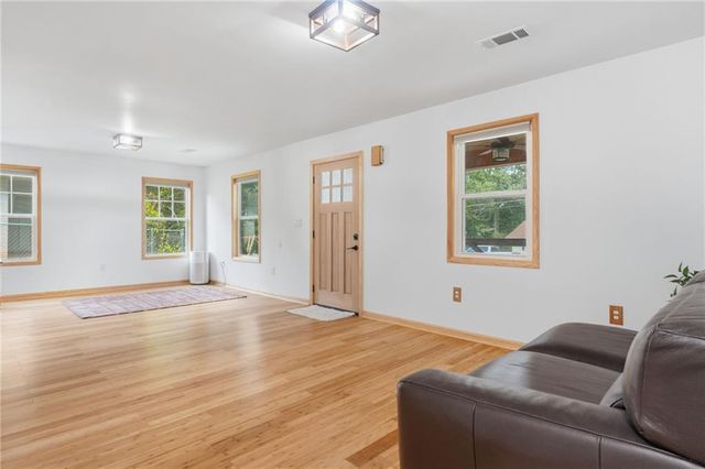 2710 Gray Road SE, Smyrna, GA 30082