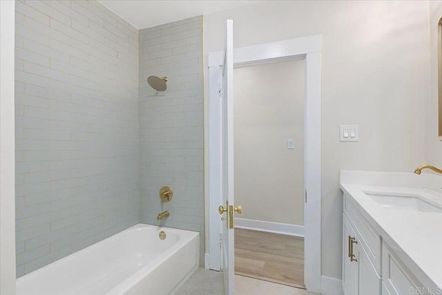 2453 Curlew St, San Diego, CA 92101