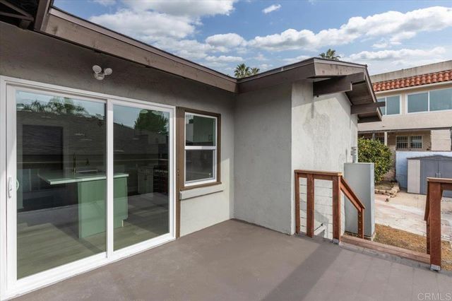 2453 Curlew St, San Diego, CA 92101