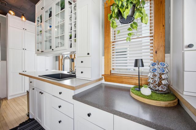 429 7th Street S, Moorhead, MN 56560