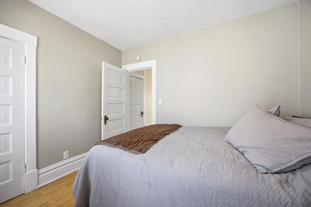 429 7th Street S, Moorhead, MN 56560